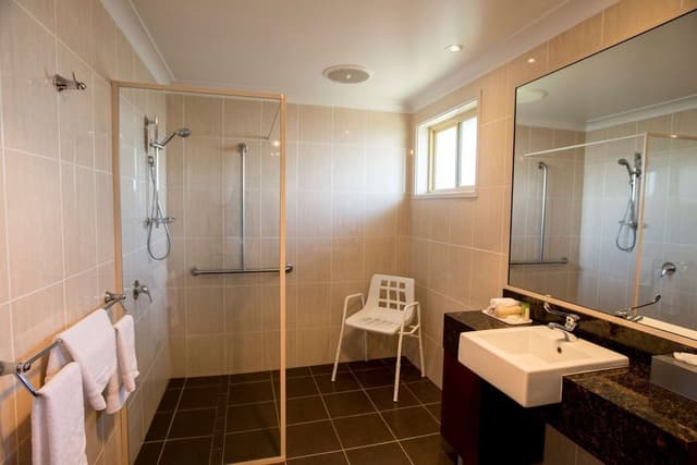 Deluxe Room, Multiple Beds, Non Smoking, Microwave