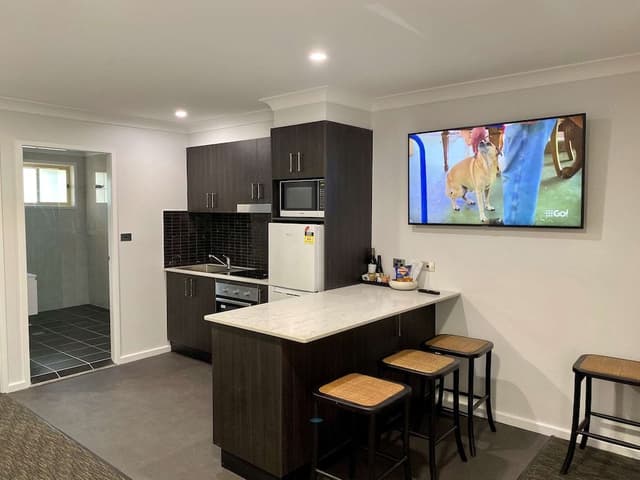 Executive Suite, Multiple Beds, Non Smoking, Kitchen (Full Kitchen)