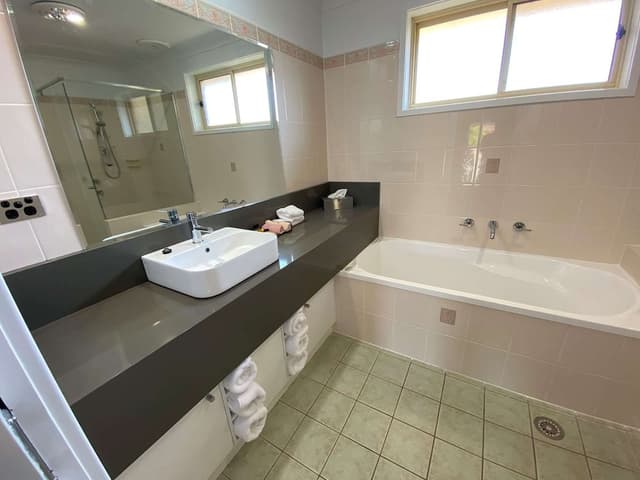 Executive Suite, Multiple Beds, Non Smoking, Microwave