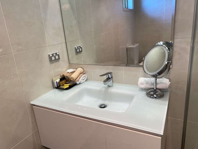 Executive Suite, Multiple Beds, Non Smoking, Kitchenette (with Sofabed)