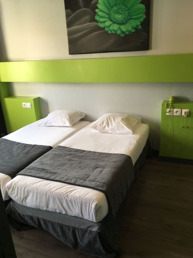 Standard Room 2 single Beds