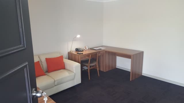 Executive Suite, 1 King Bed, Non Smoking