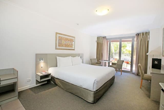 Executive Room, 1 King Bed, Balcony