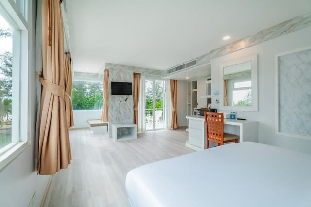 Grand Deluxe Panorama Seaview