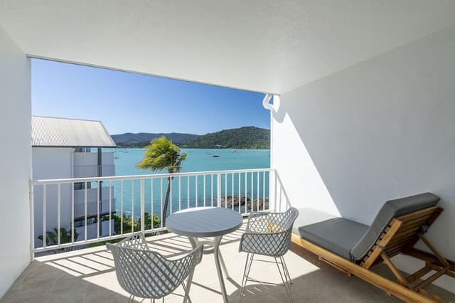 Ocean Deluxe Room