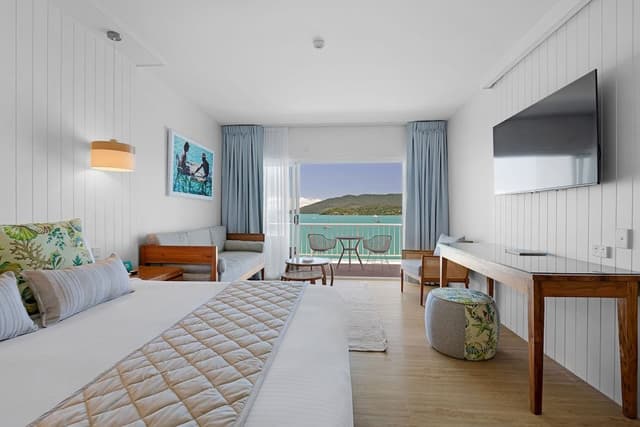 Ocean Deluxe Room