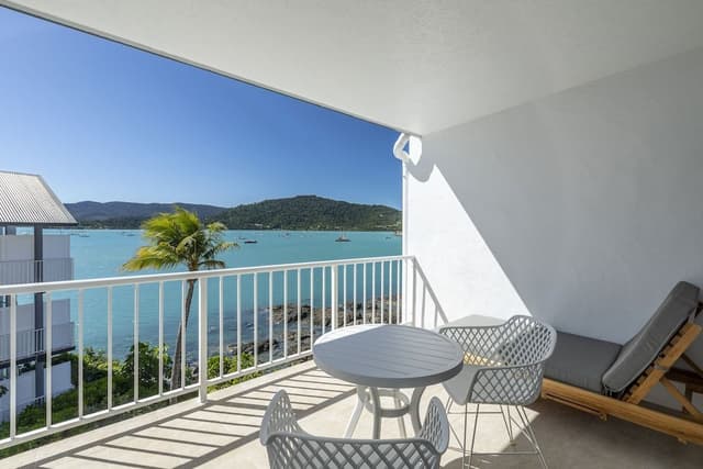 Ocean Deluxe Room