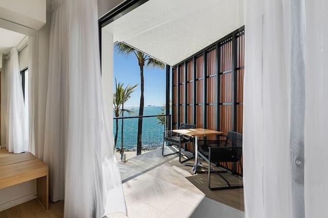 King Room with Balcony