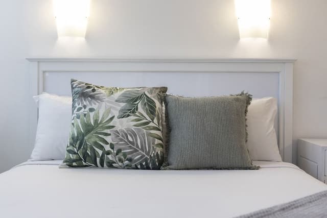 Garden Twin Queen Room