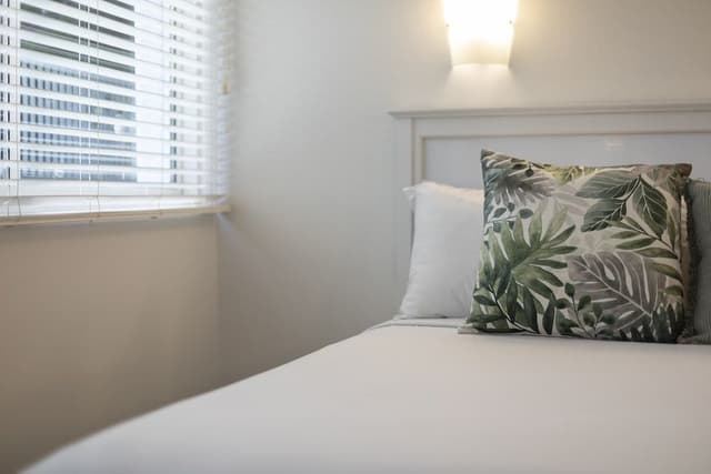 Garden Twin Queen Room