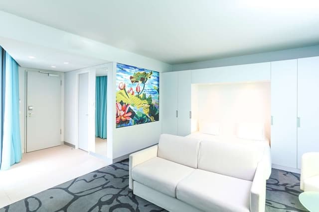 Suite, 1 Bedroom (Corner Art)