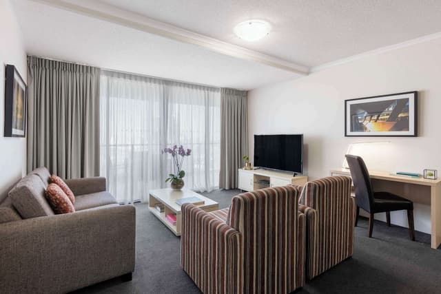 Apartment, 2 Bedrooms, River View (No Housekeeping)