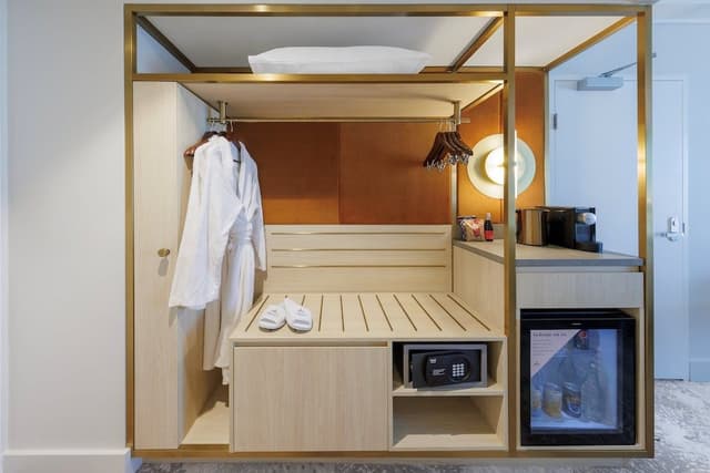 Amora Balcony Suite