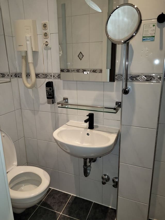 Classic Single Room