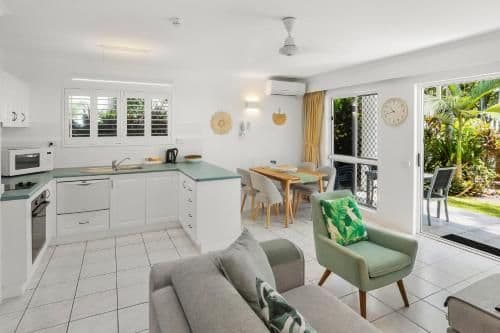 One-Bedroom Beachfront Apartment