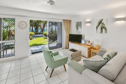 One-Bedroom Beachfront Apartment