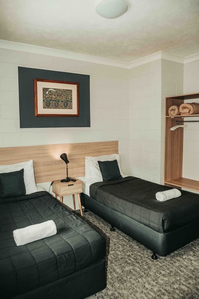 Double or Twin Room (Connecting Rooms)
