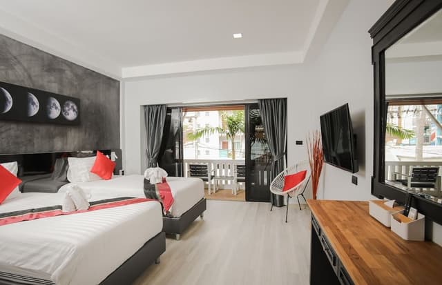 Superior Room with Pool View