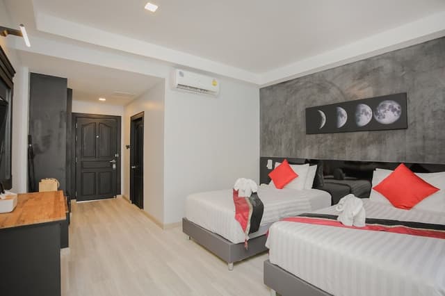 Superior Room with Pool View
