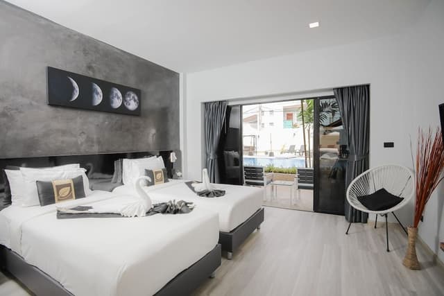 Deluxe Double or Twin Room, Pool Access
