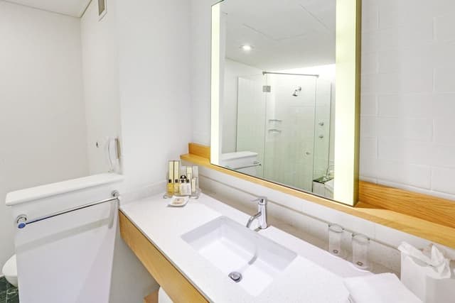 Executive Marina View Suite