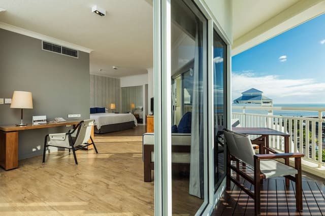 Executive Marina View Suite