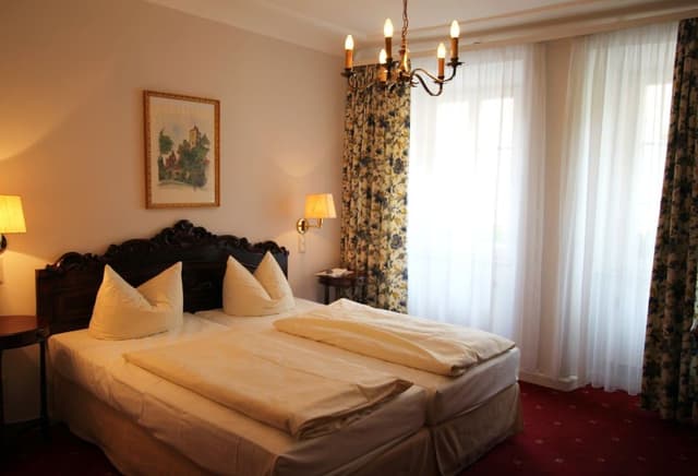 Basic Double Room, 2 Twin Beds