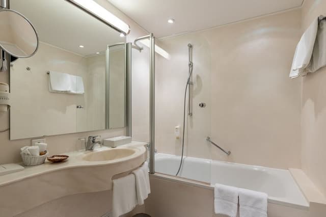 Basic Double Room