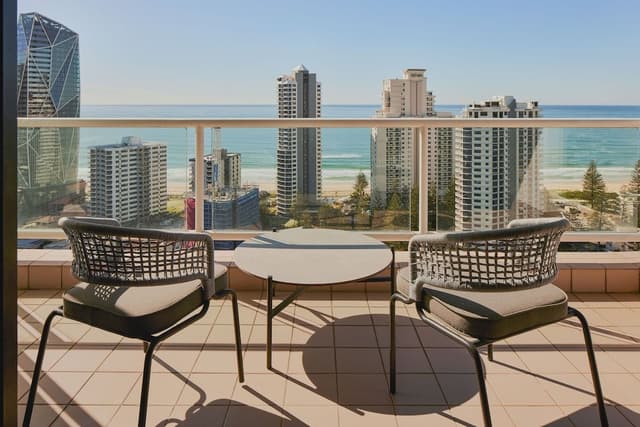 Standard Room, 1 King Bed, Ocean View (Top Floor)