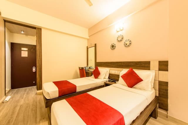 Superior Room, 1 King Bed