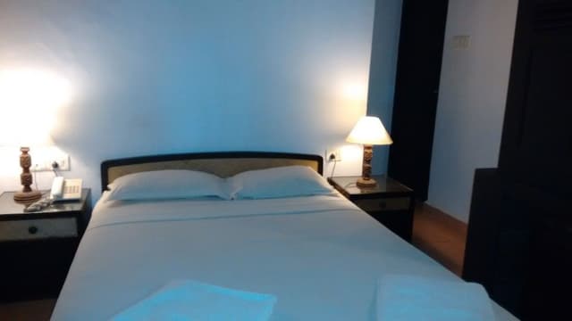 Room, 1 Double Bed (1 DBL Regular Small Non A/C)