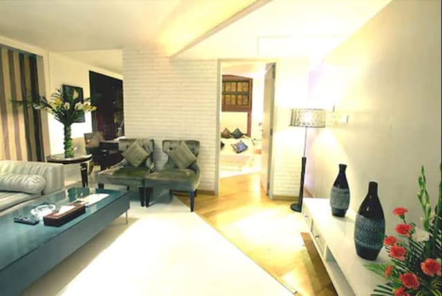 Platinum Suite