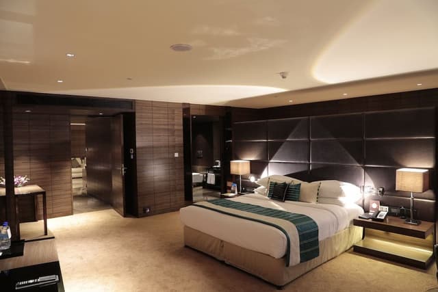 Neptune City View Suite with Bath Tub - King Bed