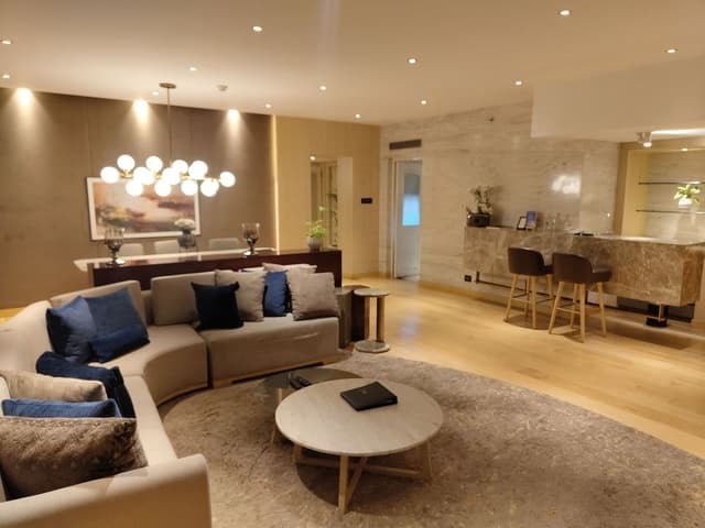 Signature Suite, 1 King Bed, Sea View