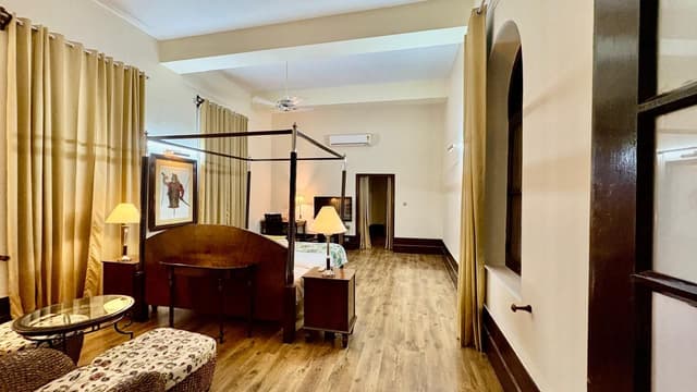 Prestige King Room