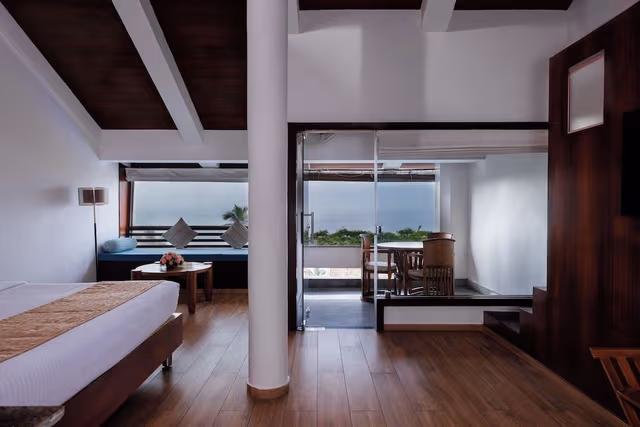 Family Duplex, 1 Bedroom, Bathtub, Beach View