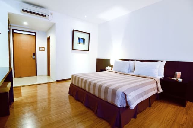 Deluxe Room, 1 Queen Bed