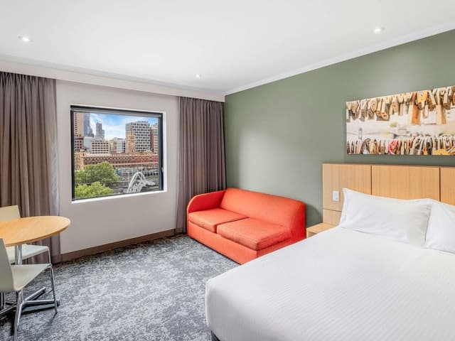Superior Queen River View Room