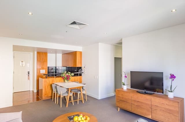 One Bedroom Apartment
