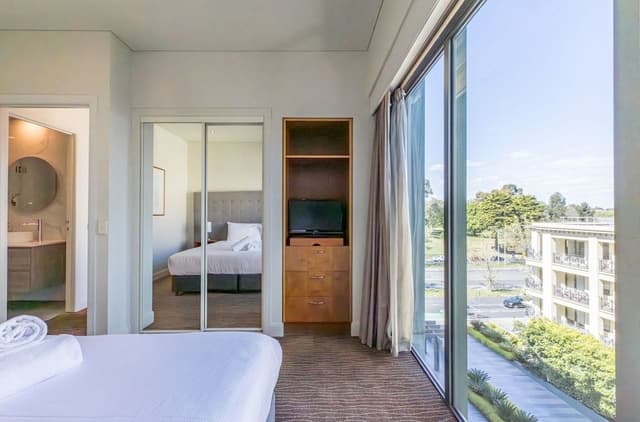One Bedroom Apartment