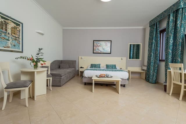 Superior Triple Room