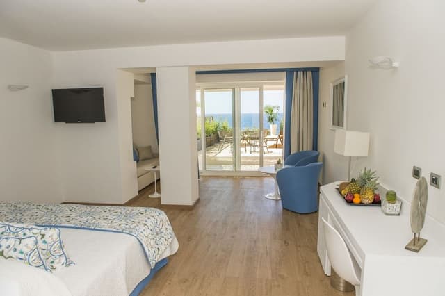 Deluxe Double Room, Patio, Sea View