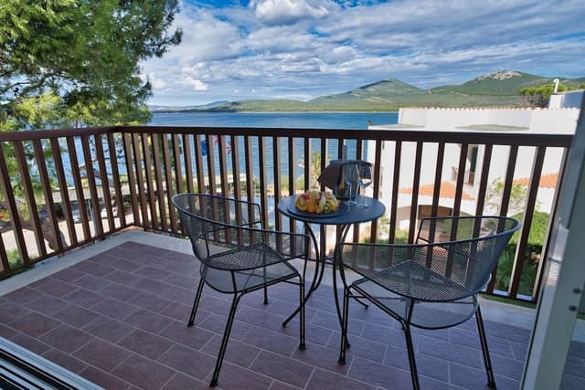 Family Room, Sea View