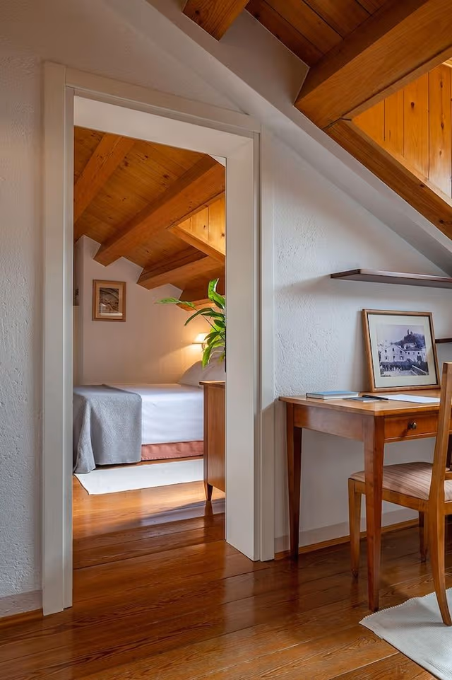 Comfort Single Room, 1 Queen Bed