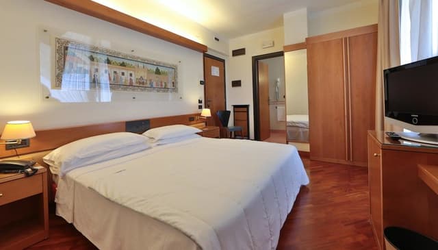 Classic Room, 1 King Bed