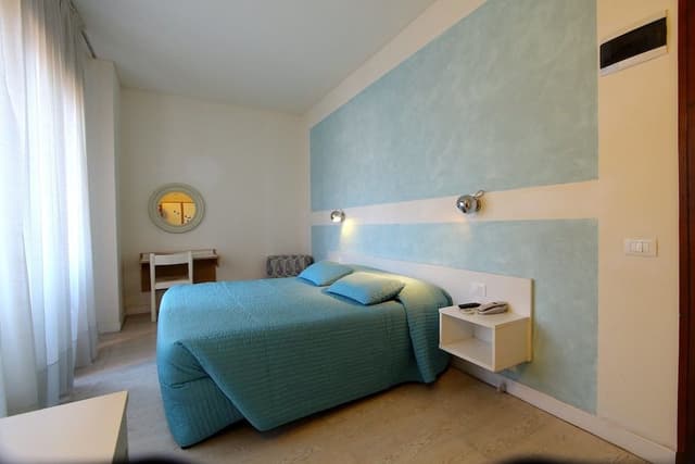 Basic Double or Twin Room, Mountain View