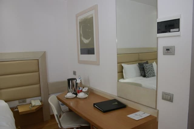 Standard Double Room Single Use, 1 Bedroom, Non Smoking, City View