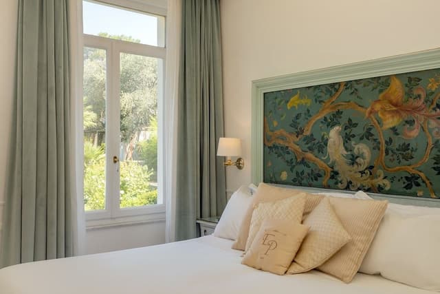 Classic Double Room, Garden View
