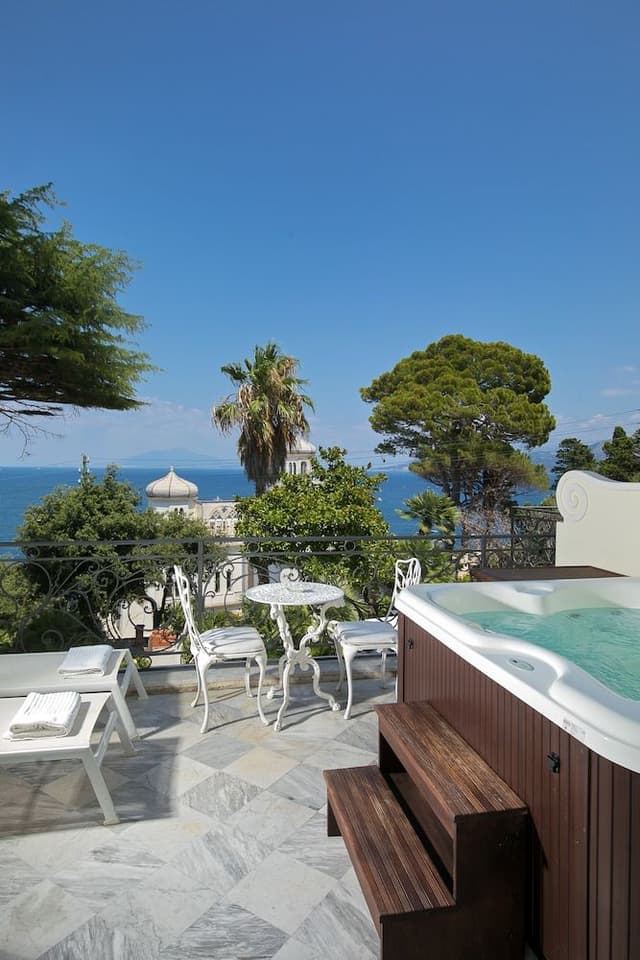 Deluxe Double or Twin Room, Jetted Tub, Sea View