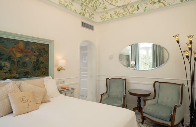 Classic Double Room, Garden View
